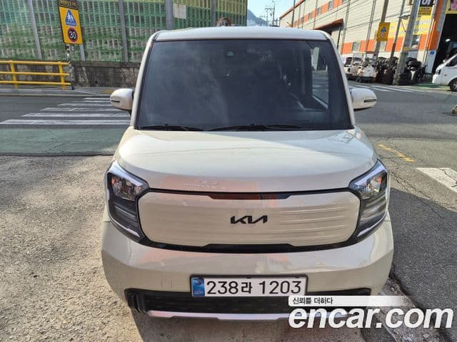 Kia The New Kia Ray 1