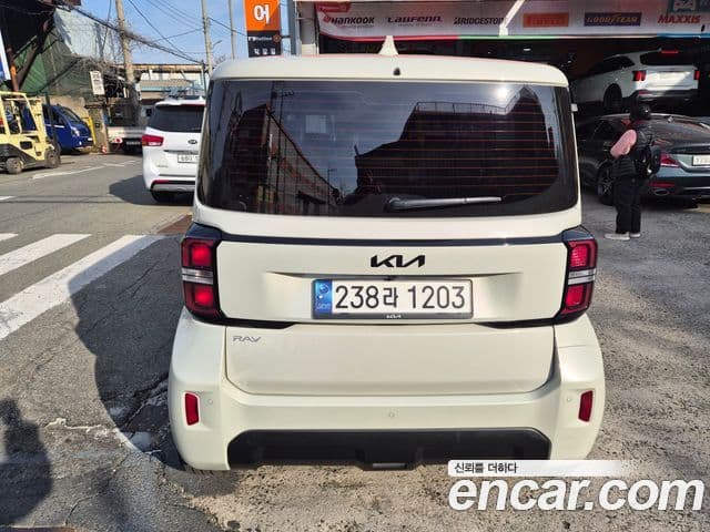 Kia The New Kia Ray 3