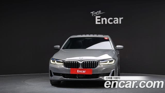 BMW 5 Series (G30) 2