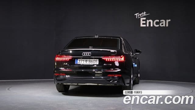 Audi A6 (C8) 3