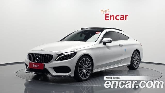 Mercedes-Benz C-Class W205 1