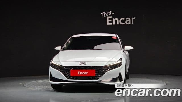 Hyundai Avante (CN7) 3