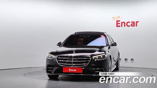 Mercedes-Benz S-Class W223 3