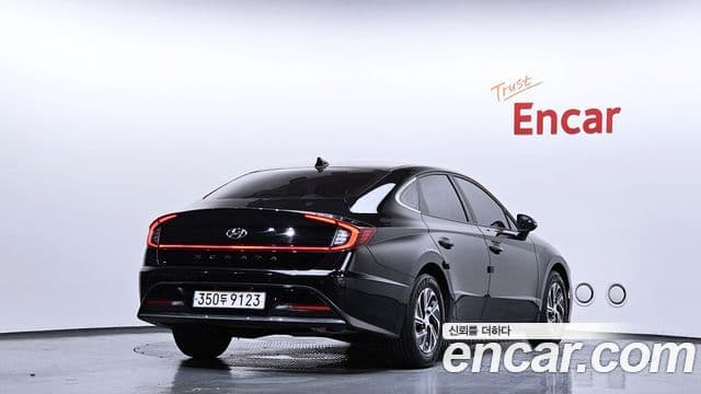 Hyundai Sonata Hybrid (DN8) 2
