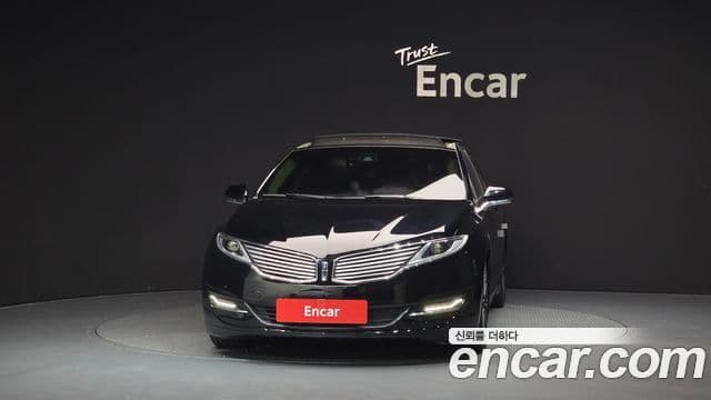 Lincoln New MKZ 3