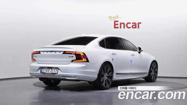 Volvo S90 2