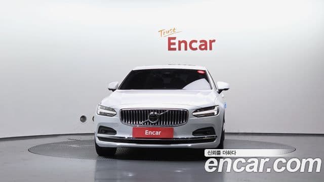 Volvo S90 3