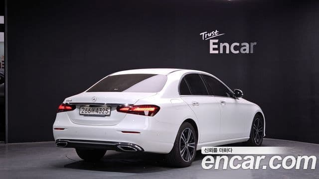 Mercedes-Benz E-Class W213 2