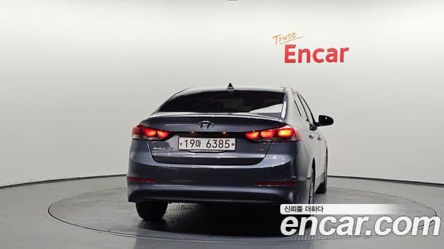 Hyundai Avante AD 3