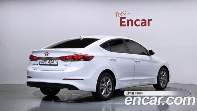 Hyundai Avante AD 2