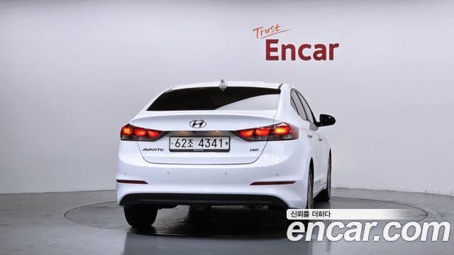 Hyundai Avante AD 4