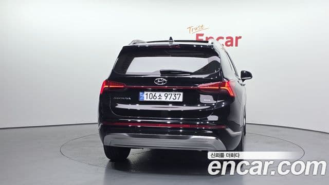 Hyundai The New Santa Fe 3
