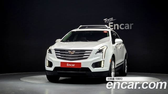 Cadillac XT5 2