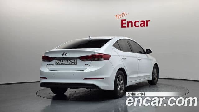 Hyundai Avante AD 2