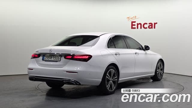 Mercedes-Benz E-Class W213 2