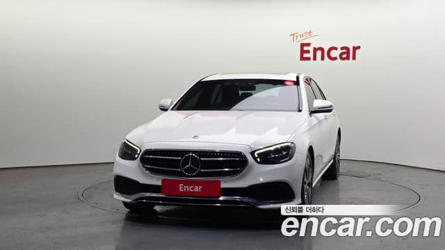 Mercedes-Benz E-Class W213 3