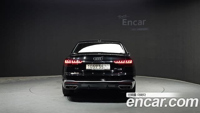 Audi A4 (B9) 4