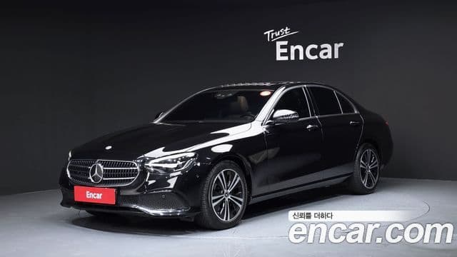 Mercedes-Benz E-Class W213 1