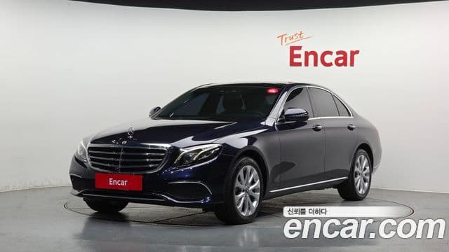 Mercedes-Benz E-Class W213 1