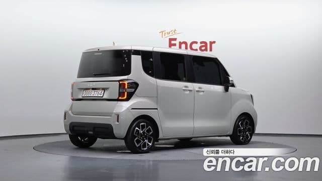 Kia The New Kia Ray 2