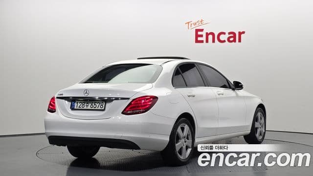 Mercedes-Benz C-Class W205 2