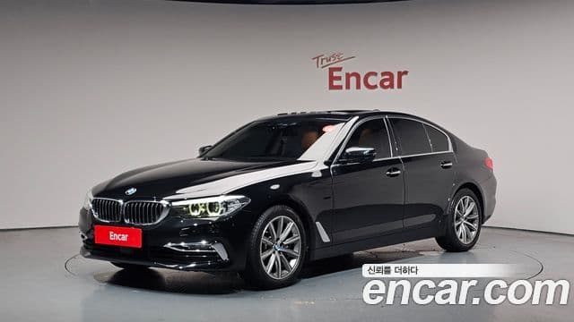 BMW 5 Series (G30)