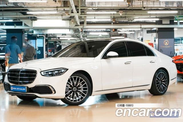 Mercedes-Benz S-Class W223