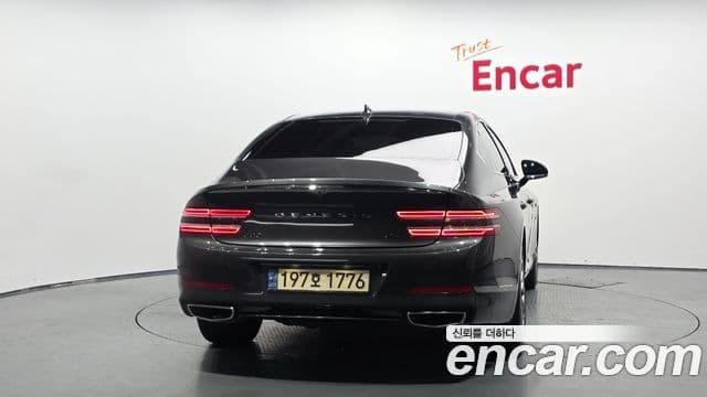 Genesis G80 (RG3) 4