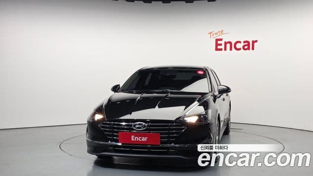 Hyundai Sonata (DN8) 3