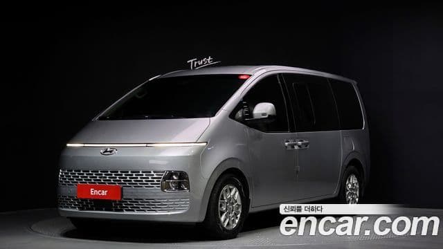 Hyundai Staria — 1