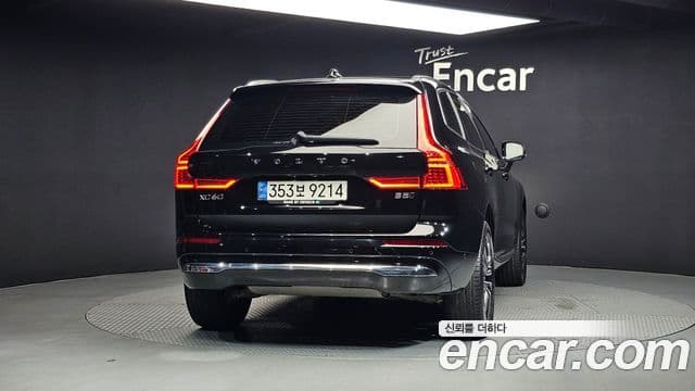Volvo XC60 2nd Gen 4