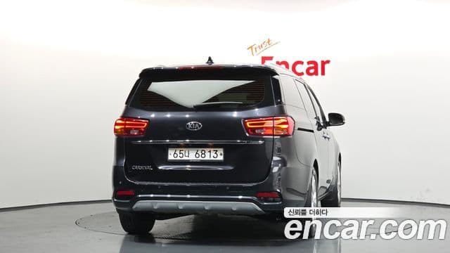 Kia The New Carnival 3