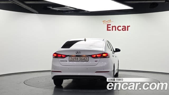 Hyundai Avante AD 4