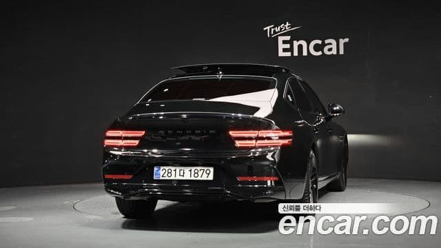 Genesis G80 (RG3) 4
