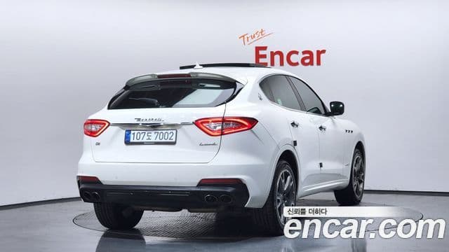 Maserati Levante 2