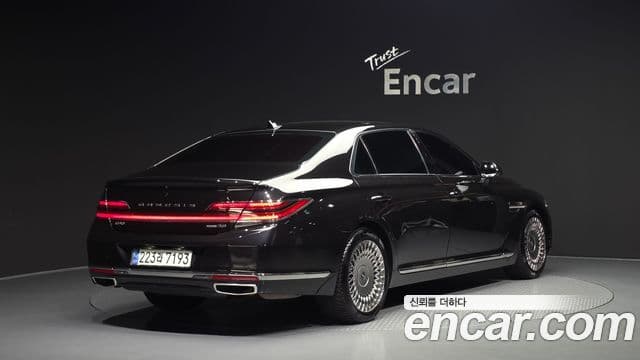 Genesis G90 2