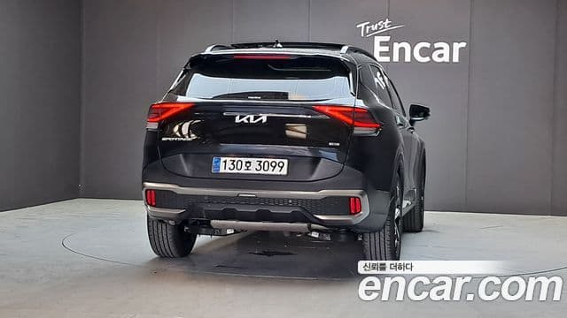 Kia Sportage 5th Gen Hybrid 3