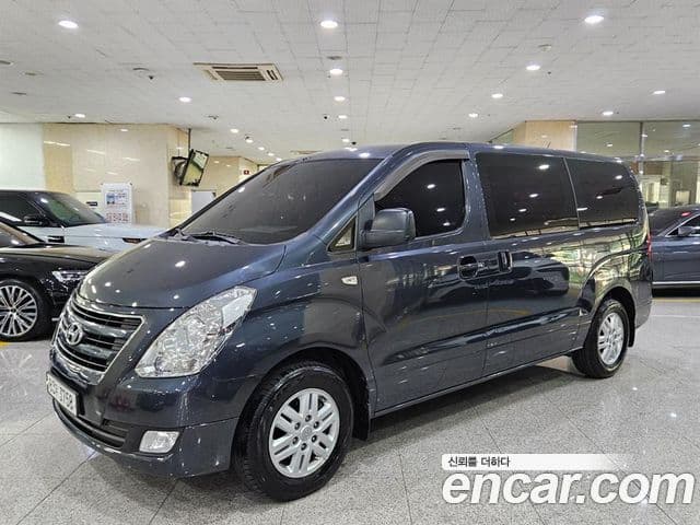 Hyundai Grand Starex
