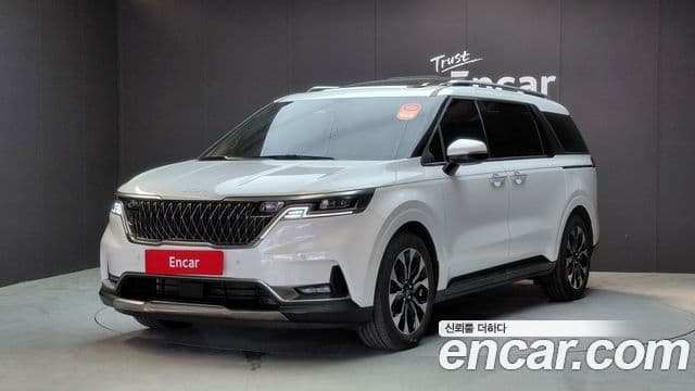 Kia Carnival 4th Gen — 1