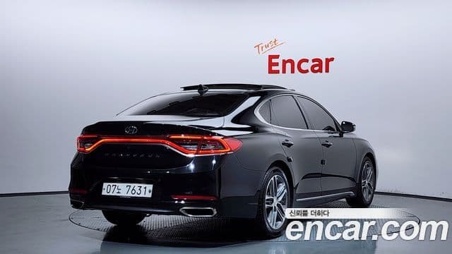 Hyundai Grandeur IG 2