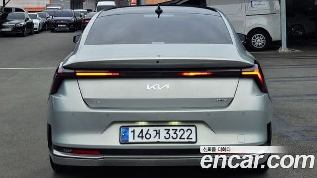 Kia The New K8 Hybrid 3