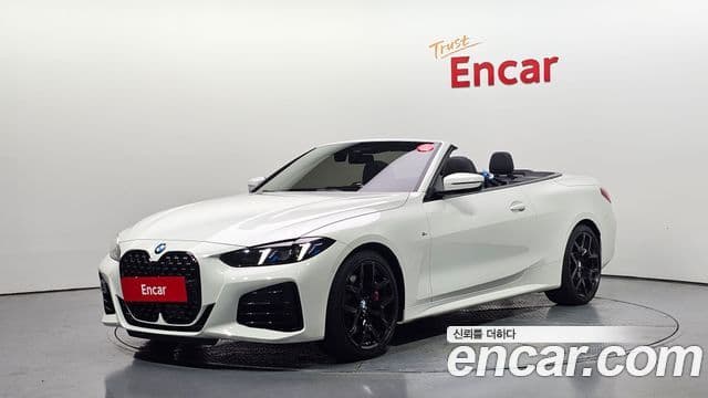 BMW 4 Series (G22) 1