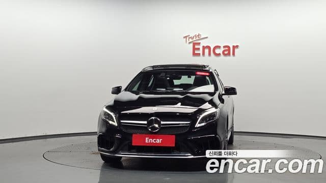 Mercedes-Benz GLA-Class X156 3