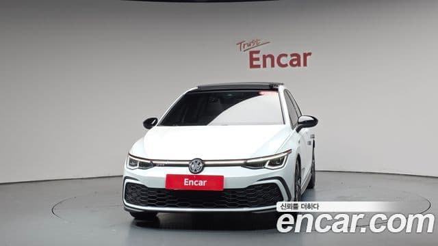 Volkswagen Golf 8th Gen 3