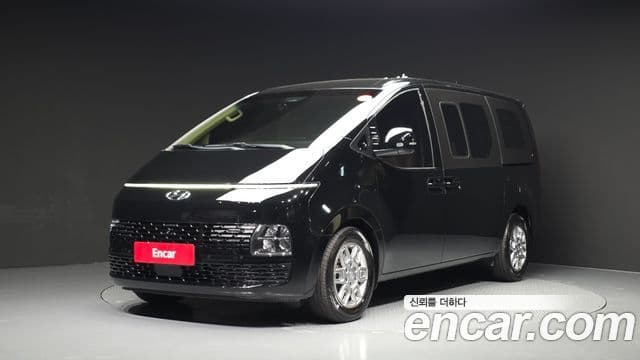 Hyundai Staria 1