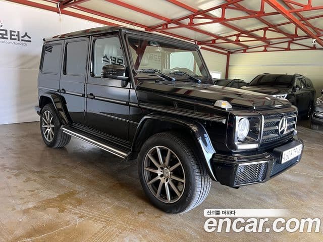 Mercedes-Benz G-Class W463