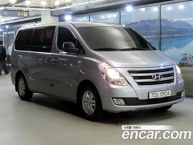 Hyundai Grand Starex