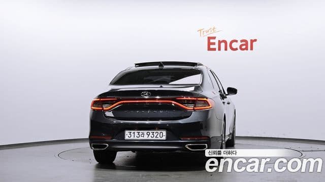 Hyundai Grandeur IG 3