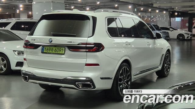 BMW X7 (G07) 4