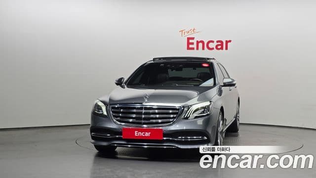 Mercedes-Benz S-Class W222 3